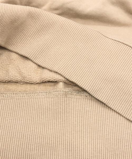 MM6 Maison Margiela（エムエムシックスメゾンマルジェラ）MM6 Maison Margiela (エムエムシックスメゾンマルジェラ) ロゴプリントスウェット ベージュ サイズ:SIZE 16の古着・服飾アイテム