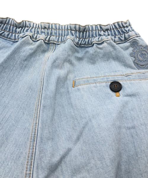 MONCLER（モンクレール）MONCLER (モンクレール) J.W.ANDERSON (ジェイダブリューアンダーソン) ベルテッドワイドデニム ブルー サイズ:SIZE Lの古着・服飾アイテム