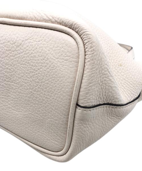 COACH（コーチ）COACH (コーチ) HANNA BUCKET ハンナ バケット 2WAYバッグ アイボリーの古着・服飾アイテム