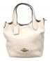 COACH（コーチ）の古着「HANNA BUCKET ハンナ バケット 2WAYバッグ」｜アイボリー