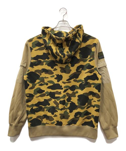 A BATHING APE（アベイシングエイプ）A BATHING APE (アベイシングエイプ) 1st Camo Sleeve Pocket Hoodie ベージュ×カーキ サイズ:2XLの古着・服飾アイテム