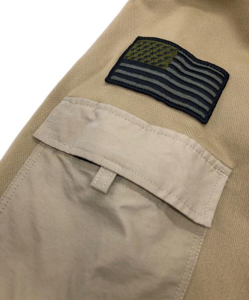A BATHING APE（アベイシングエイプ）A BATHING APE (アベイシングエイプ) 1st Camo Sleeve Pocket Hoodie ベージュ×カーキ サイズ:2XLの古着・服飾アイテム