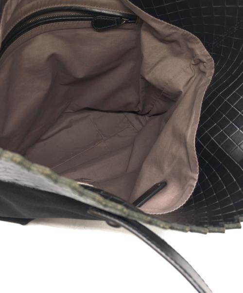 BOTTEGA VENETA（ボッテガベネタ）BOTTEGA VENETA (ボッテガベネタ) イントレチャート キャンバス×レザートートバッグ ブラックの古着・服飾アイテム