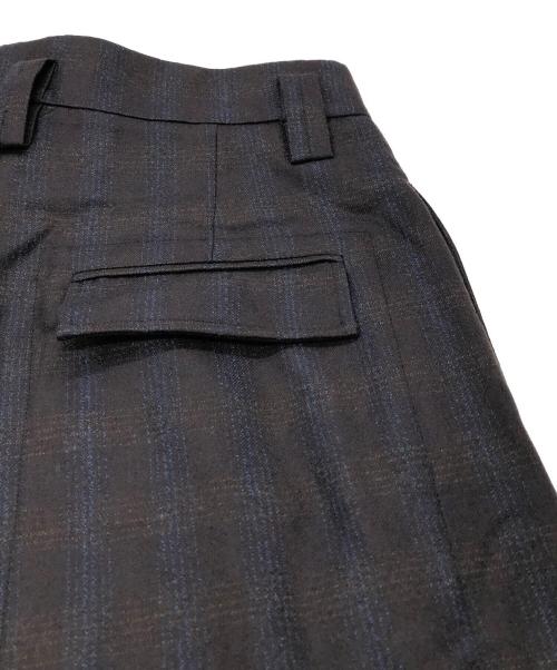 STUDIO NICHOLSON（スタジオ ニコルソン）STUDIO NICHOLSON (スタジオ ニコルソン) BUSHEL ボリュームパンツ ブラウン×ネイビー サイズ:Mの古着・服飾アイテム