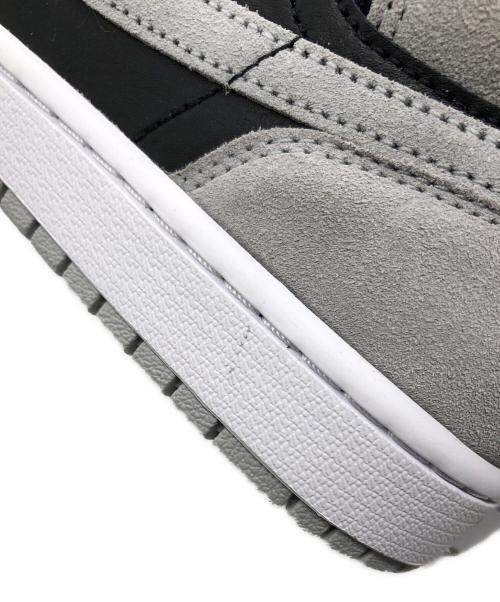 NIKE（ナイキ）NIKE (ナイキ) Air Jordan 1 Mid Light Smoke Grey グレー×ブラック サイズ:SIZE 26.5cmの古着・服飾アイテム