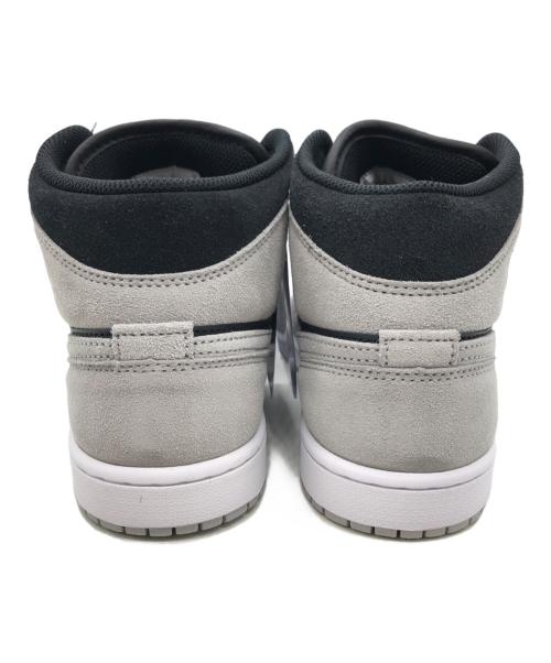 NIKE（ナイキ）NIKE (ナイキ) Air Jordan 1 Mid Light Smoke Grey グレー×ブラック サイズ:SIZE 26.5cmの古着・服飾アイテム