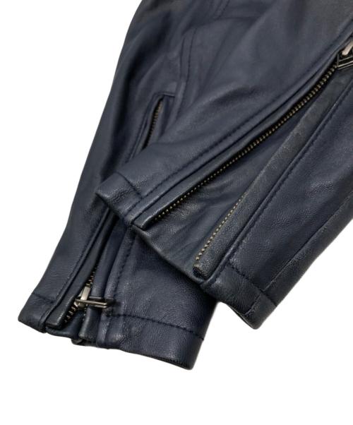 AVIREX（アヴィレックス）AVIREX (アヴィレックス) ラムスキンパッチドシングルライダースジャケット ネイビー サイズ:Mの古着・服飾アイテム