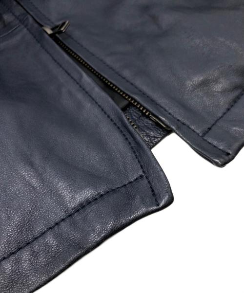AVIREX（アヴィレックス）AVIREX (アヴィレックス) ラムスキンパッチドシングルライダースジャケット ネイビー サイズ:Mの古着・服飾アイテム