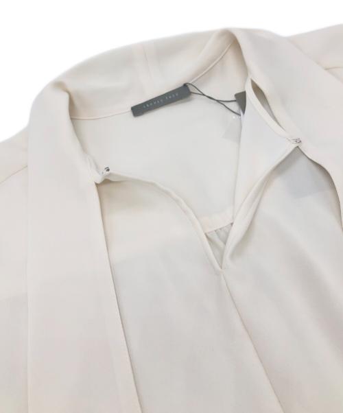 theory luxe（セオリーリュクス）theory luxe (セオリーリュクス) タイブラウス - Esther - Marvine アイボリー サイズ:38 未使用品の古着・服飾アイテム