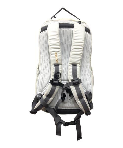 ARC'TERYX（アークテリクス）ARC'TERYX (アークテリクス) BEAMS (ビームス) 別注Mantis 26 Backpack ホワイト サイズ:下記参照の古着・服飾アイテム