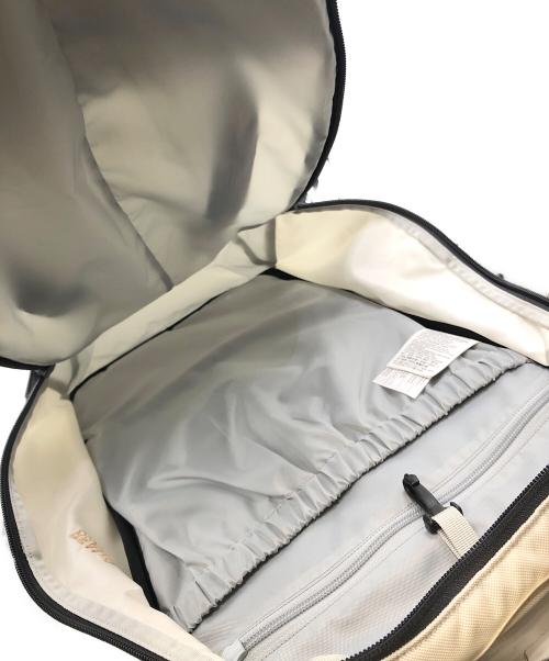 ARC'TERYX（アークテリクス）ARC'TERYX (アークテリクス) BEAMS (ビームス) 別注Mantis 26 Backpack ホワイト サイズ:下記参照の古着・服飾アイテム
