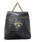Vivienne Westwood ANGLOMANIA（ヴィヴィアンウエストウッドアングロマニア）の古着「型押しリュック」｜ブラック