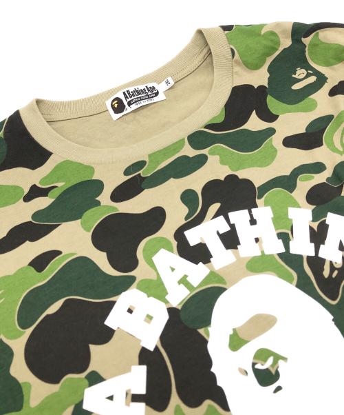 A BATHING APE（アベイシングエイプ）A BATHING APE (アベイシングエイプ) ABC CAMO COLLEGE L/S TEE グリーン サイズ:2XLの古着・服飾アイテム