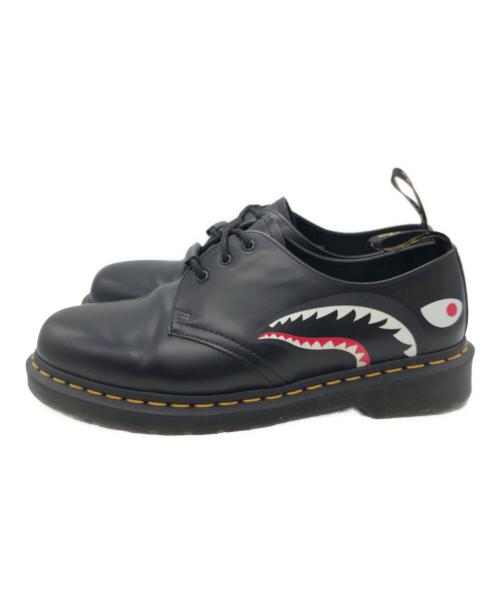 Dr.Martens（ドクターマーチン）Dr.Martens (ドクターマーチン) Mastermind JAPAN (マスターマインド ジャパン) A BATHING APE (アベイシングエイプ) 3ホールシューズ ブラック サイズ:SIZE UK9の古着・服飾アイテム