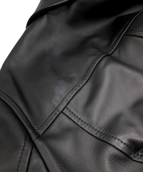 23区（ニジュウサンク）23区 (ニジュウサンク) ラムレザーダブルライダースジャケット ブラック サイズ:SIZE 46の古着・服飾アイテム