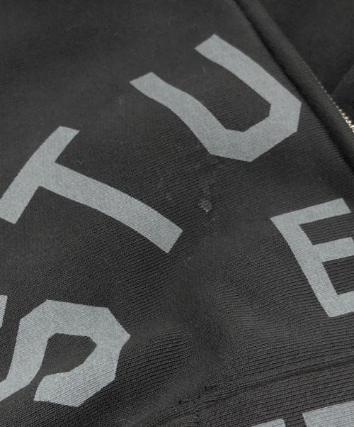 stussy（ステューシー）stussy (ステューシー) EST Printed full zip hoodie ブラック サイズ:SIZE Sの古着・服飾アイテム