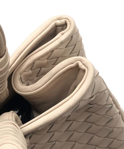 BOTTEGA VENETA（ボッテガベネタ）BOTTEGA VENETA (ボッテガベネタ) イントレチャートサッチェルバッグ ベージュの古着・服飾アイテム