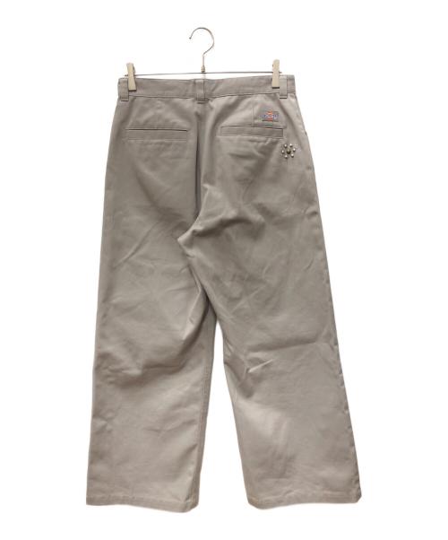 Dickies（ディッキーズ）Dickies (ディッキーズ) BADWAY (バッドウェイ) studs chino pants グレー サイズ:SIZE Mの古着・服飾アイテム