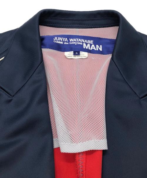 JUNYA WATANABE MAN（ジュンヤワタナベマン）JUNYA WATANABE MAN (ジュンヤワタナベマン) 再構築 パッチワークテーラードジャケット ネイビー×レッド サイズ:SIZE Sの古着・服飾アイテム