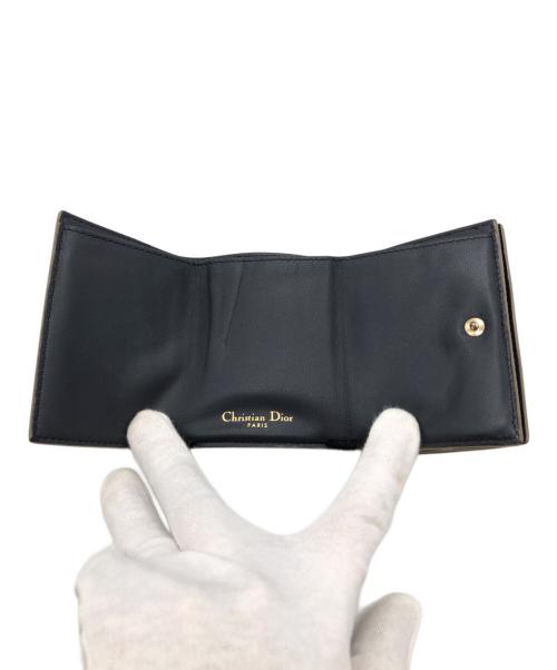 Christian Dior（クリスチャン ディオール）Christian Dior (クリスチャン ディオール) 3つ折り財布 ゴールドの古着・服飾アイテム