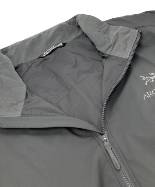 ARC'TERYX（アークテリクス）ARC'TERYX (アークテリクス) Atom Jacket/アトムジャケット グレー サイズ:Lの古着・服飾アイテム