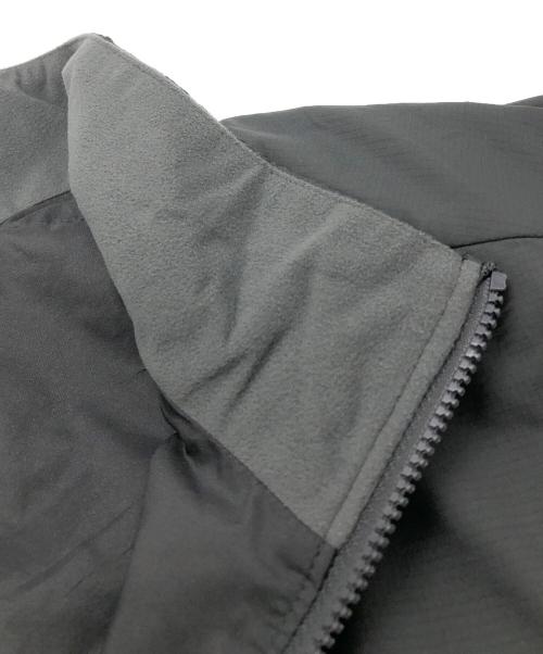 ARC'TERYX（アークテリクス）ARC'TERYX (アークテリクス) Atom Jacket/アトムジャケット グレー サイズ:Lの古着・服飾アイテム