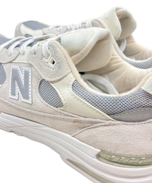 NEW BALANCE（ニューバランス）NEW BALANCE (ニューバランス) 992 Core ローカットスニーカー ライトグレー サイズ:SIZE US 9の古着・服飾アイテム
