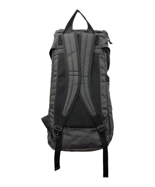 BRIEFING（ブリーフィング）BRIEFING (ブリーフィング) TOMORROW LAND (トゥモローランド) 別注FLAP PACK/バックパック/リュック グレーの古着・服飾アイテム