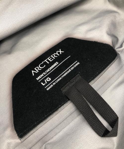 ARC'TERYX（アークテリクス）ARC'TERYX (アークテリクス) Beta jacket ネイビー サイズ:Lの古着・服飾アイテム