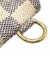 中古・古着 LOUIS VUITTON (ルイ ヴィトン) ポシェット・クレ コンプリス ベージュ：25000円