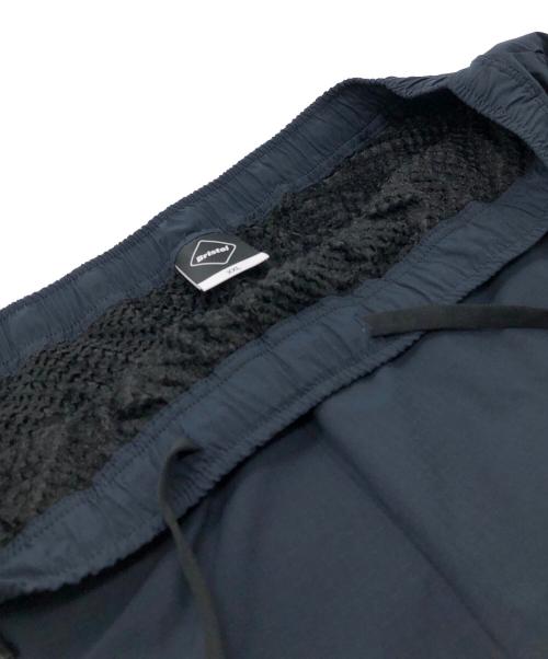 F.C.R.B.（エフシーレアルブリストル）F.C.R.B. (エフシーレアルブリストル) INSULATED VENTILATION EASY PANTS ネイビー サイズ:SIZE XXL 未使用品の古着・服飾アイテム
