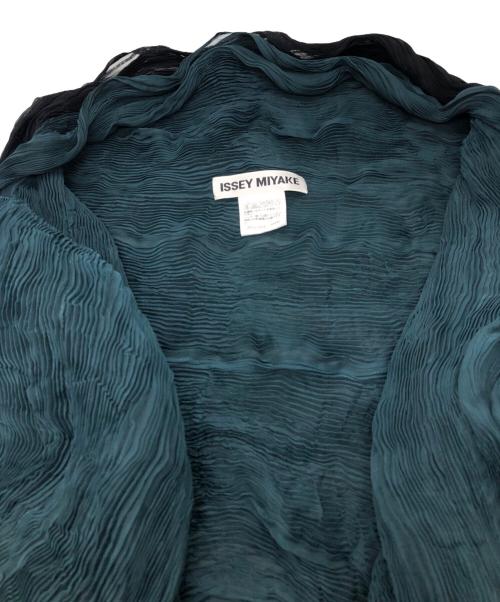 ISSEY MIYAKE（イッセイミヤケ）ISSEY MIYAKE (イッセイミヤケ) プリーツショールカーディガン ブラック×グリーン サイズ:SIZE 2の古着・服飾アイテム