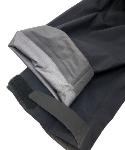 ARC'TERYX（アークテリクス）ARC'TERYX (アークテリクス) BETA AR JACKET/ベータ AR ジャケット ブラック サイズ:SIZE Mの古着・服飾アイテム