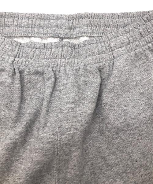 SUPREME（シュプリーム）SUPREME (シュプリーム) Small Box Sweatpant/スモールボックススウェットパンツ グレー サイズ:SIZE Sの古着・服飾アイテム