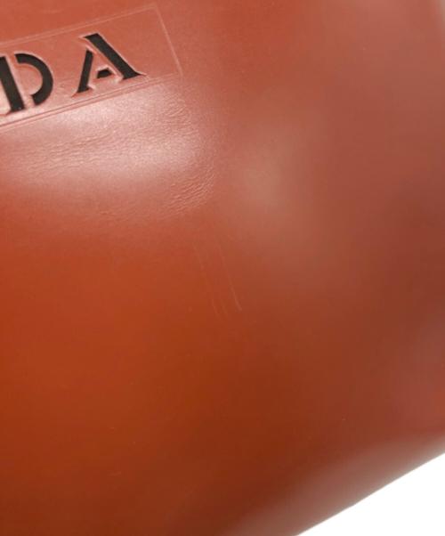PRADA（プラダ）PRADA (プラダ) 片抜きロゴ レザートートバッグ ブラウンの古着・服飾アイテム