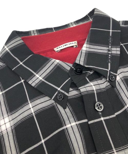 BALENCIAGA（バレンシアガ）BALENCIAGA (バレンシアガ) レイヤード チェックシャツ ブラック×レッド サイズ:36の古着・服飾アイテム