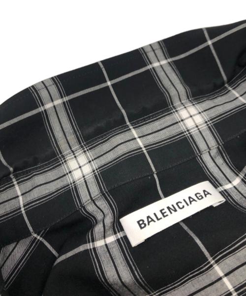 BALENCIAGA（バレンシアガ）BALENCIAGA (バレンシアガ) レイヤード チェックシャツ ブラック×レッド サイズ:36の古着・服飾アイテム