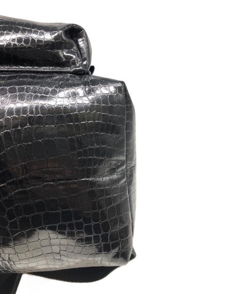 COMME des GARCONS（コムデギャルソン）COMME des GARCONS (コムデギャルソン) Scale Effect Bag 型押しデイパック ブラック サイズ:下記参照の古着・服飾アイテム
