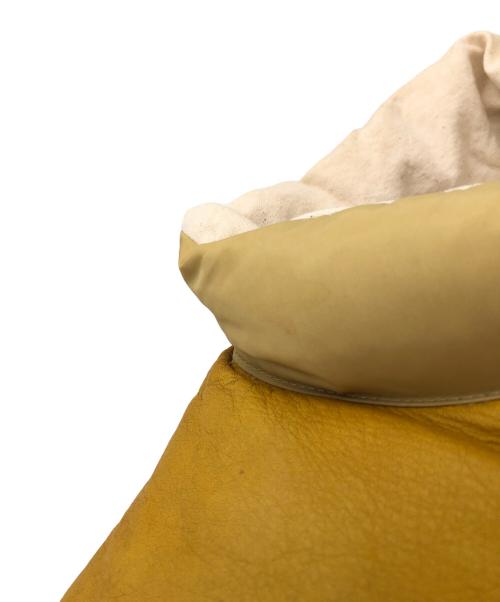 RockyMountainFeatherBed（ロッキーマウンテンフェザーベッド）RockyMountainFeatherBed (ロッキーマウンテンフェザーベッド) ダウンベスト イエロー×ベージュ サイズ:SIZE 38の古着・服飾アイテム