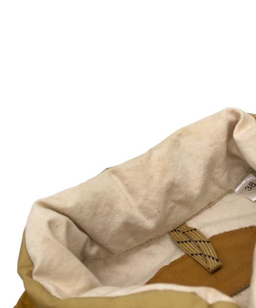 RockyMountainFeatherBed（ロッキーマウンテンフェザーベッド）RockyMountainFeatherBed (ロッキーマウンテンフェザーベッド) ダウンベスト イエロー×ベージュ サイズ:SIZE 38の古着・服飾アイテム