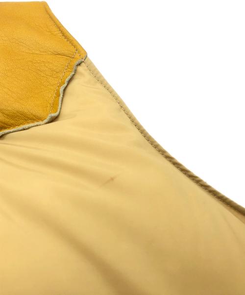 RockyMountainFeatherBed（ロッキーマウンテンフェザーベッド）RockyMountainFeatherBed (ロッキーマウンテンフェザーベッド) ダウンベスト イエロー×ベージュ サイズ:SIZE 38の古着・服飾アイテム