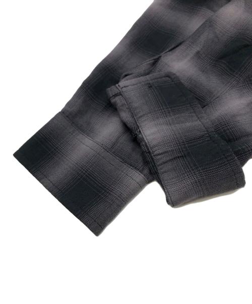 SUPREME（シュプリーム）SUPREME (シュプリーム) Shadow Plaid Rayon Shirt グレー サイズ:SIZE Lの古着・服飾アイテム