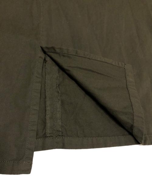 Y's（ワイズ）Y's (ワイズ) COTTON TWILL GARMENT DYE RIGHT BIG BELT SKIRT カーキ サイズ:1の古着・服飾アイテム