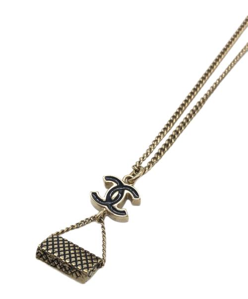 CHANEL（シャネル）CHANEL (シャネル) ココマークマトラッセ バッグチャームネックレス ゴールド×ブラックの古着・服飾アイテム