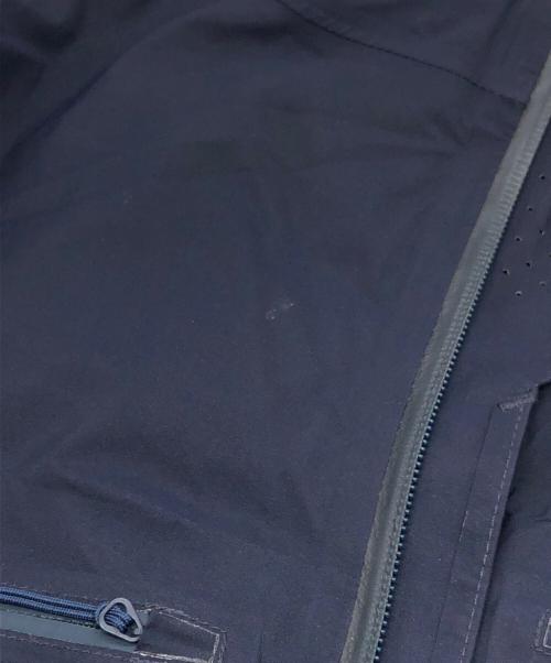 DAIWA LIFESTYLE（ダイワ ライフスタイル）DAIWA LIFESTYLE (ダイワ ライフスタイル) DOWN JACKET GORE-TEX ネイビー サイズ:SIZE Mの古着・服飾アイテム