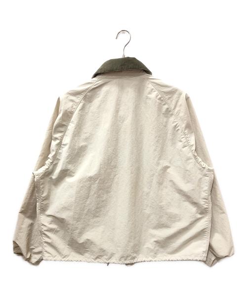 Barbour（バブアー）Barbour (バブアー) TRANSPORT ナイロンジャケット ベージュ サイズ:SIZE 440の古着・服飾アイテム