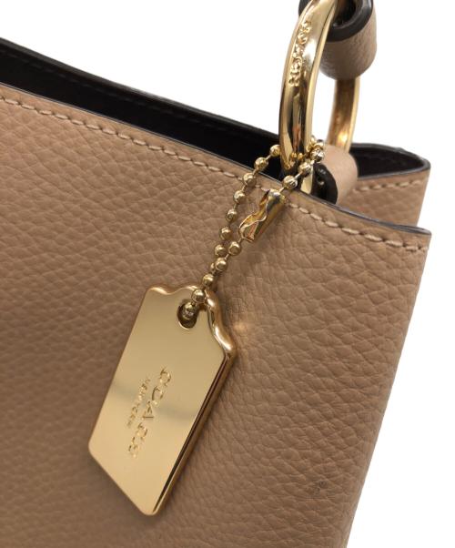 COACH（コーチ）COACH (コーチ) Small Town Bucket Bag ベージュ サイズ:下記参照の古着・服飾アイテム