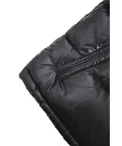 MONCLER（モンクレール）MONCLER (モンクレール) ダウンジャケット ブラック サイズ:SIZE 2 MAYA　アウトレット品の古着・服飾アイテム