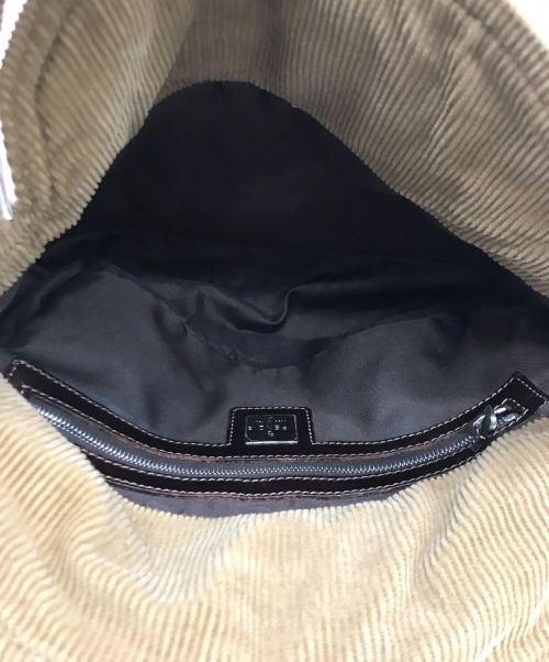 FENDI（フェンディ）FENDI (フェンディ) ショルダーバッグ ブラウンの古着・服飾アイテム