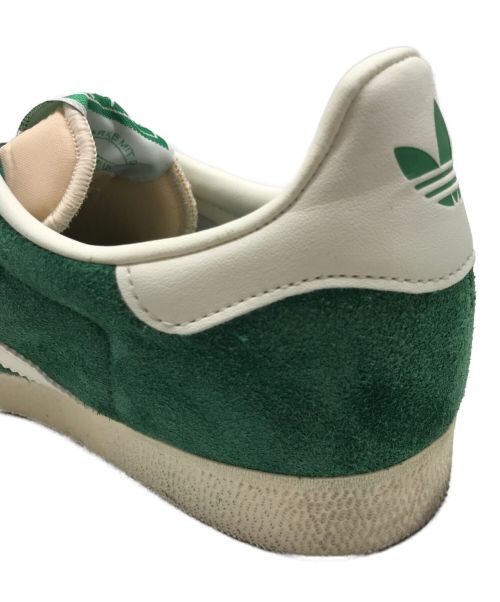adidas（アディダス）adidas (アディダス) GAZELLE　GY7338 グリーン サイズ:29.5の古着・服飾アイテム